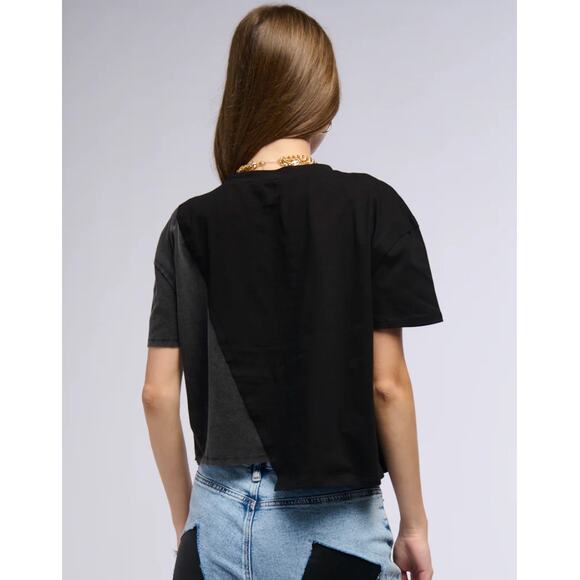 Akira Look This Way Graphic Tee in Black and Dark Grey Women's sz. L - Picture 2 of 9